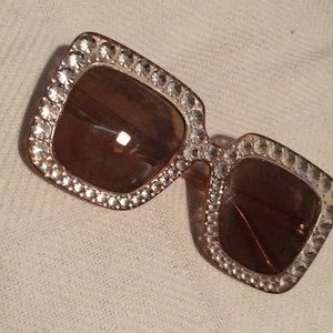 ICY BROWN SUNGLASSES